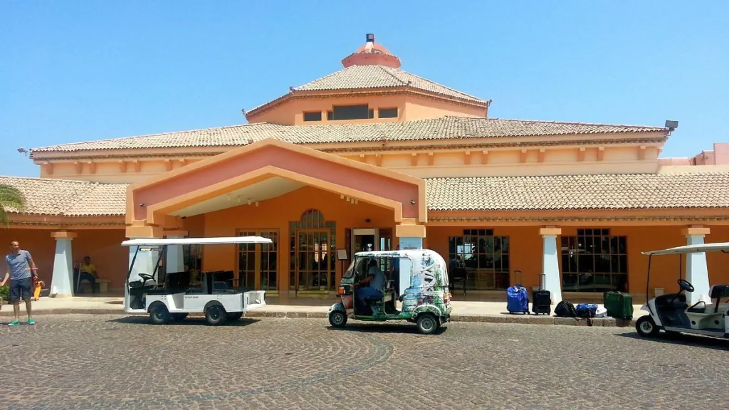 Hotel Movenpick Resort - Soma Bay